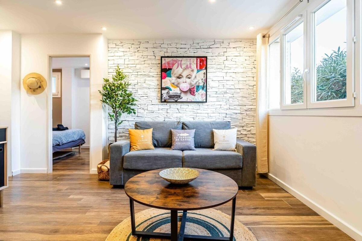 Cassis Le Marignan- Rdc - Garage - Classe 3 Etoiles Eksteriør billede
